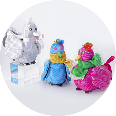 トリのサンタとピーコ